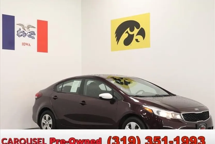 2017 Kia Forte LX Base photo 1