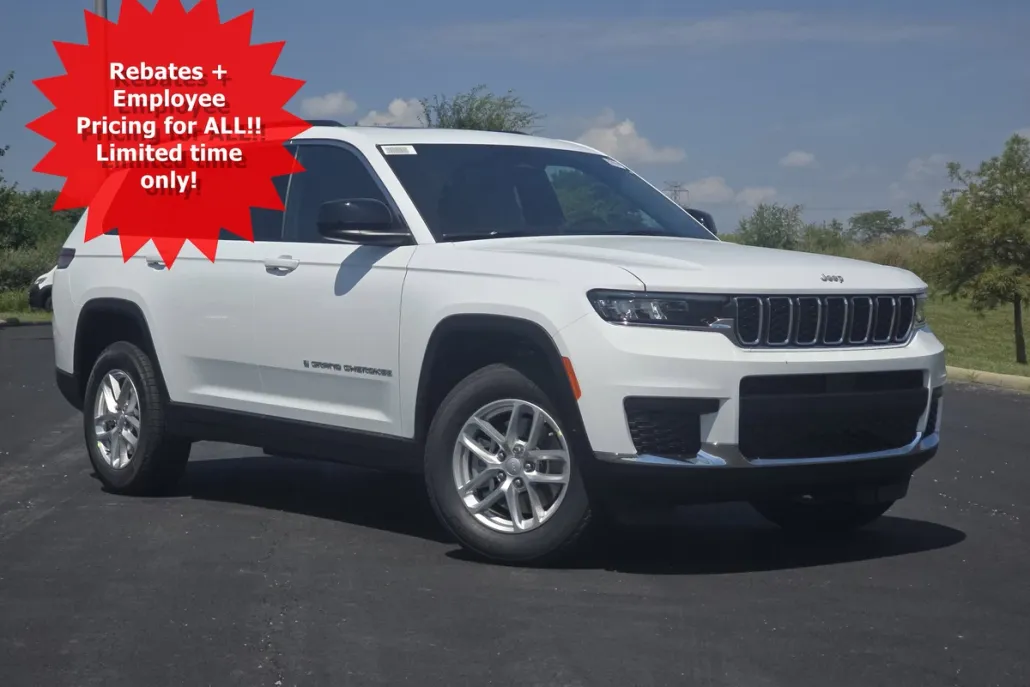 2025 Jeep Grand Cherokee Laredo photo 1