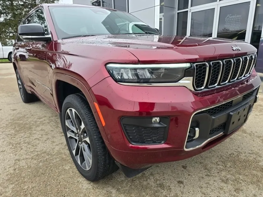 2021 Jeep Grand Cherokee Overland photo 1