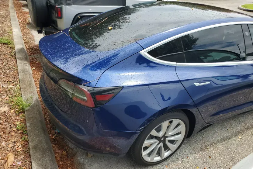 2018 Tesla Model 3 Mid Range photo 1