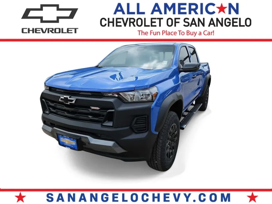 2025 Chevrolet Colorado Trail Boss photo 1