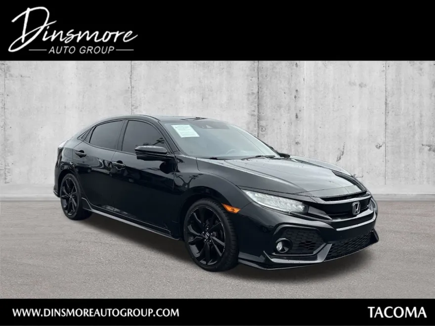 2018 Honda Civic Hatchback Sport Touring photo 1