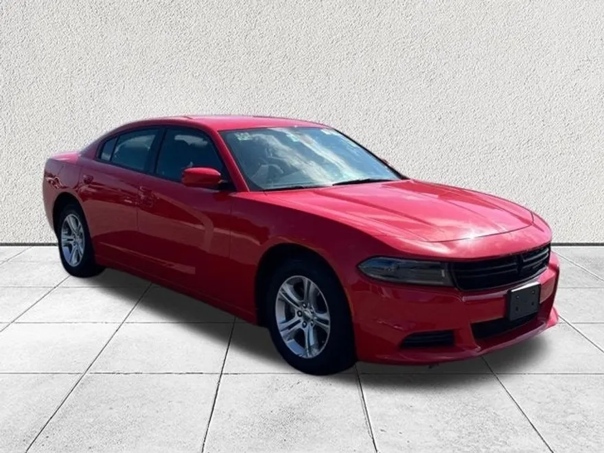 2022 Dodge Charger SXT photo 1