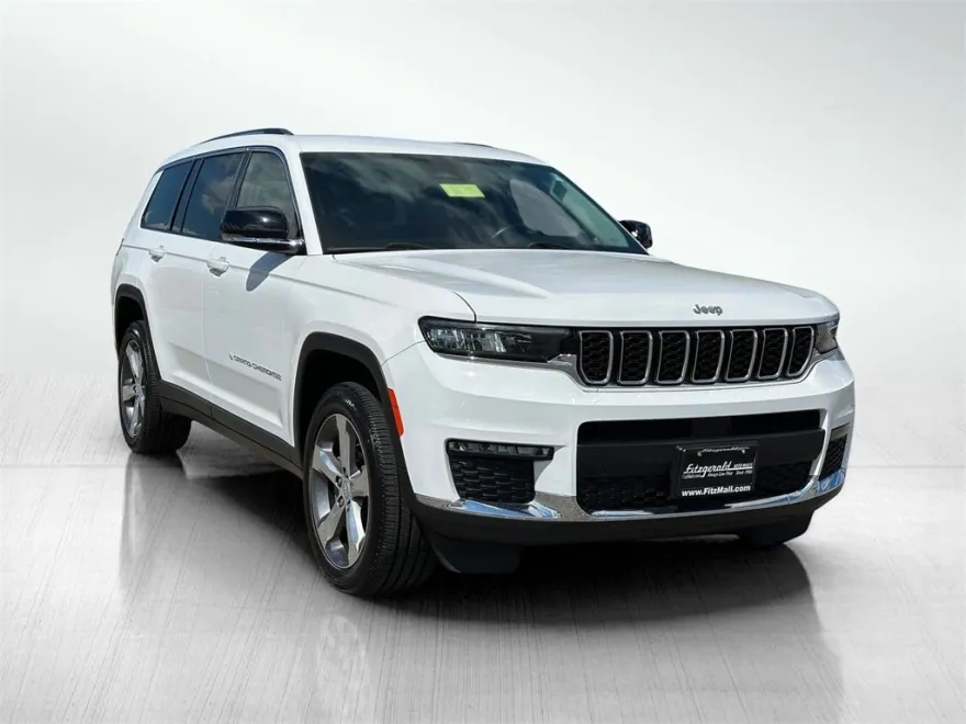 2022 Jeep Grand Cherokee Limited photo 1