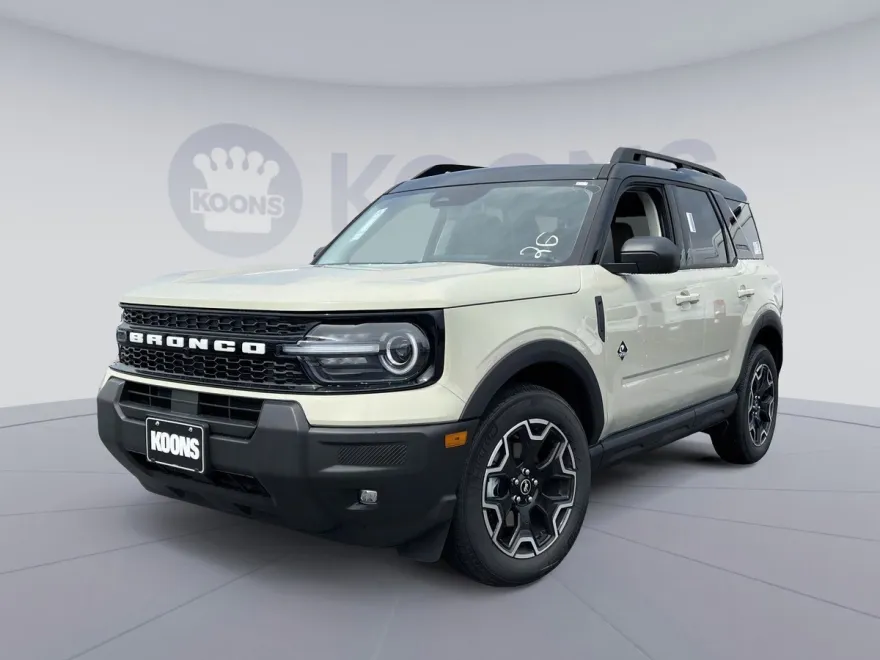2025 Ford Bronco Sport Outer Banks photo 1