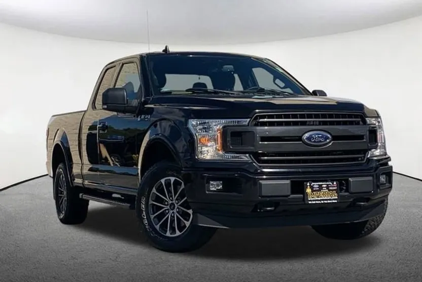 2019 Ford F-150 XLT photo 1