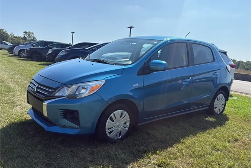 2024 Mitsubishi Mirage ES photo 1