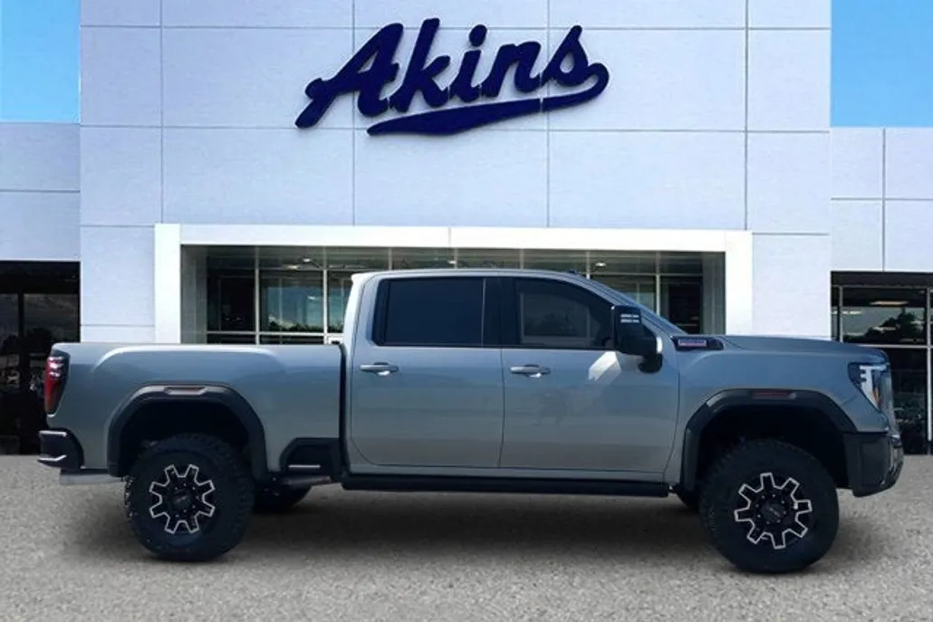 2024 Gmc Sierra 2500 AT4 photo 1
