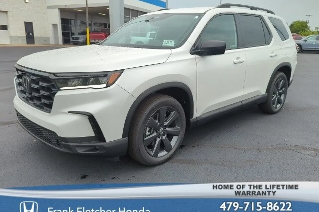 2025 Honda Pilot Sport photo 1