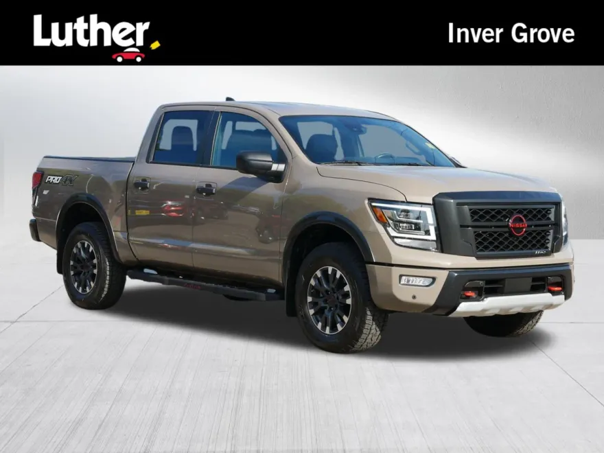 2024 Nissan Titan PRO-4X photo 1
