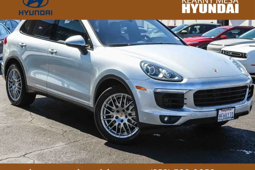 2018 Porsche Cayenne S photo 1
