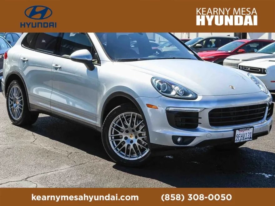 2018 Porsche Cayenne S photo 1