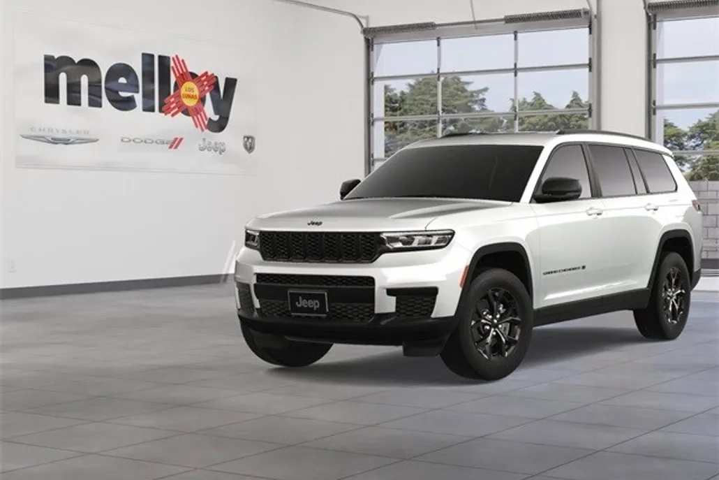 2025 Jeep Grand Cherokee Altitude photo 1