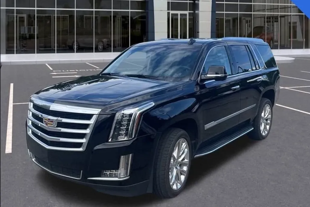 2020 Cadillac Escalade Luxury photo 1
