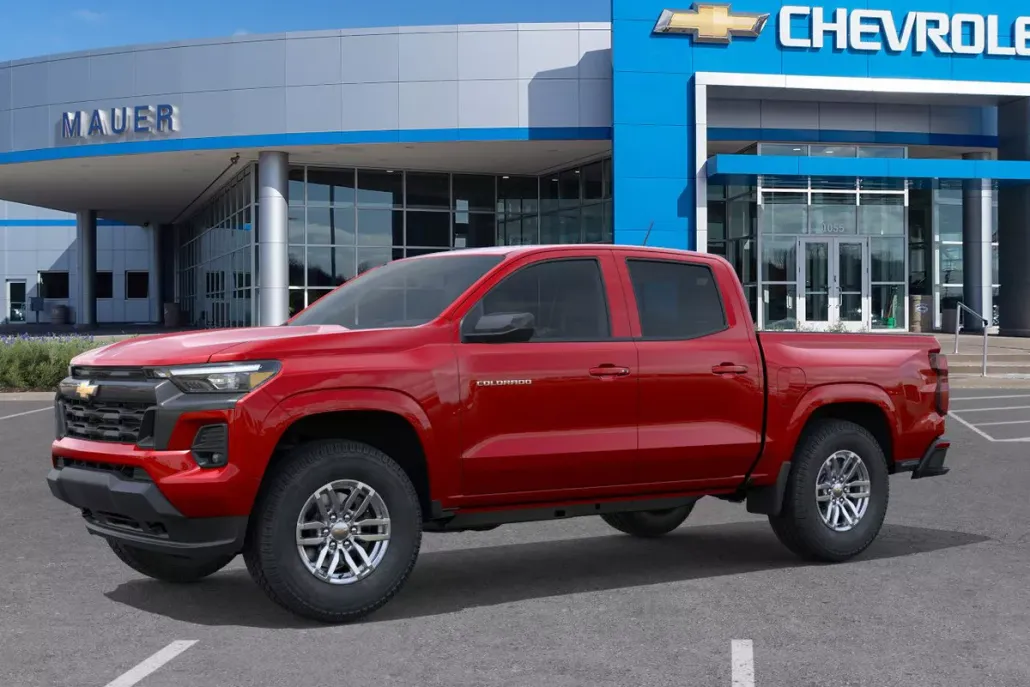 2026 Chevrolet Colorado LT photo 1