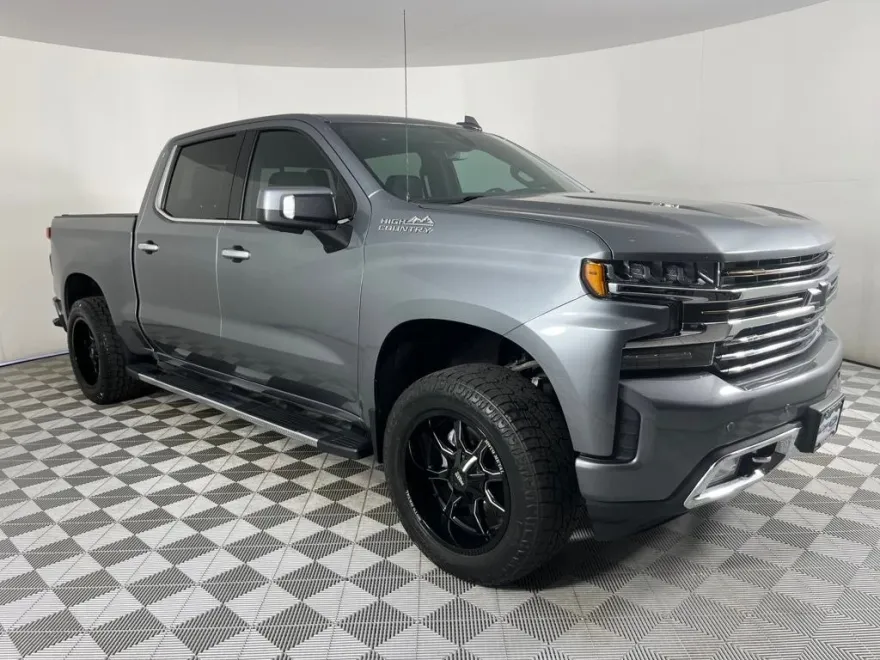 2019 Chevrolet Silverado 1500 High Country photo 1