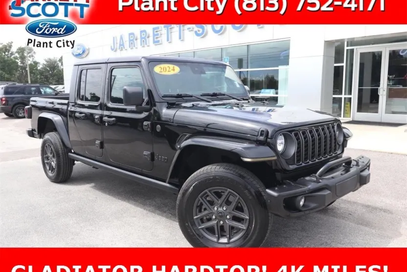2024 Jeep Gladiator Sport S photo 1