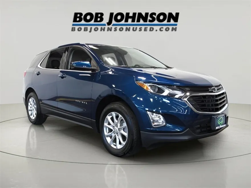2020 Chevrolet Equinox LT photo 1