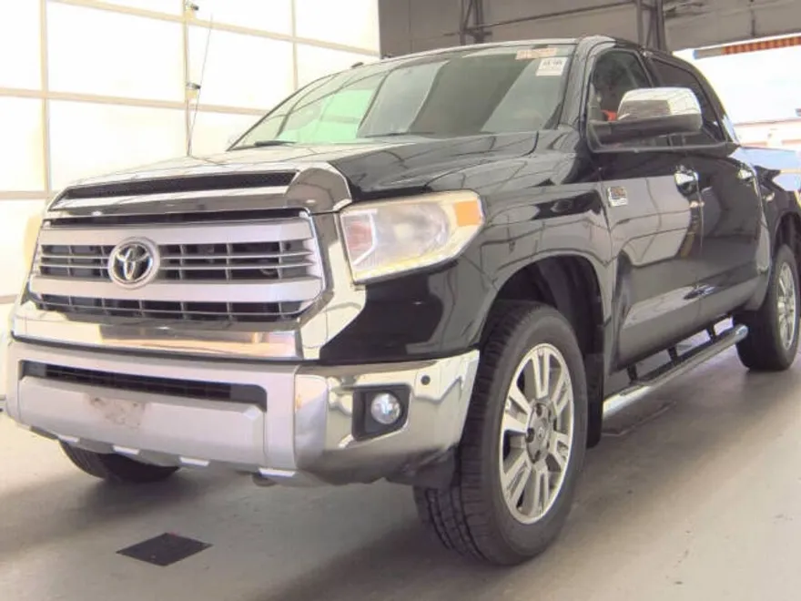 2015 Toyota Tundra Platinum Grade photo 1