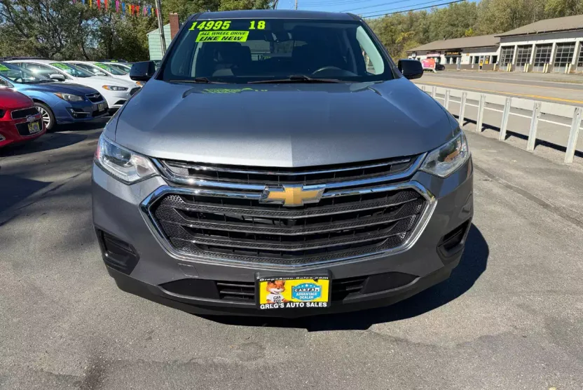 2018 Chevrolet Traverse 1LS photo 1