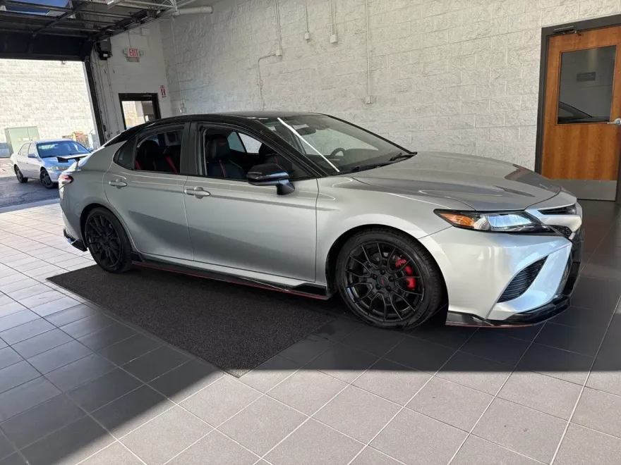2020 Toyota Camry TRD V6 photo 1