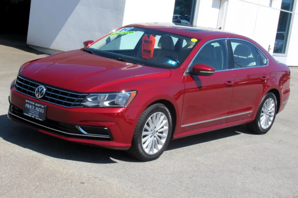 2017 Volkswagen Passat SE photo 1
