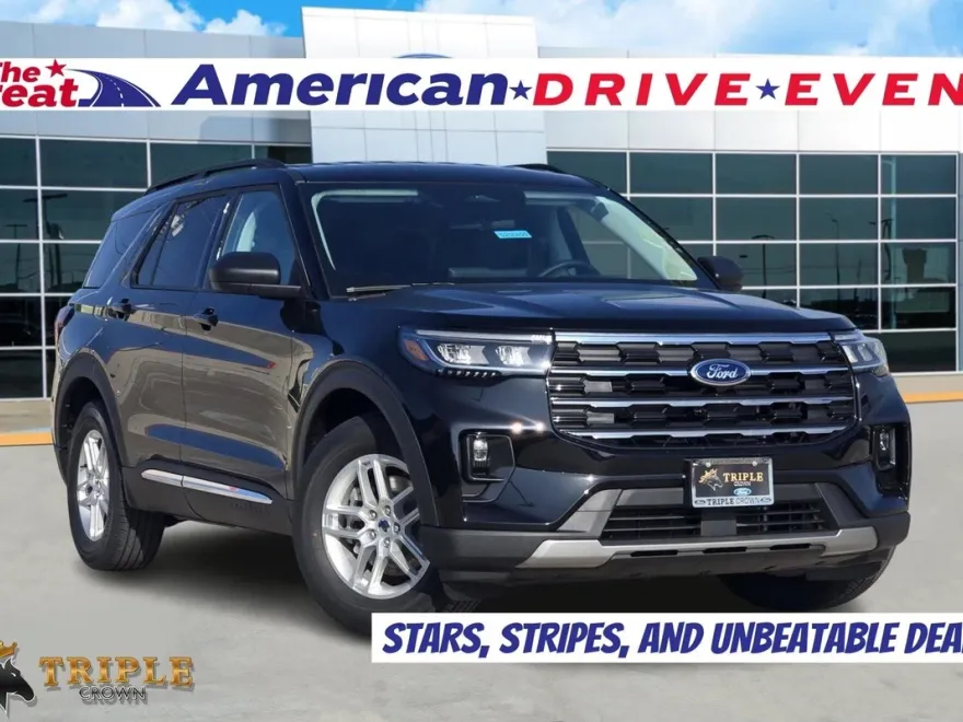 2025 Ford Explorer photo 1