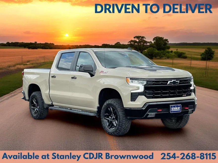 2022 Chevrolet Silverado 1500 LT Trail Boss photo 1