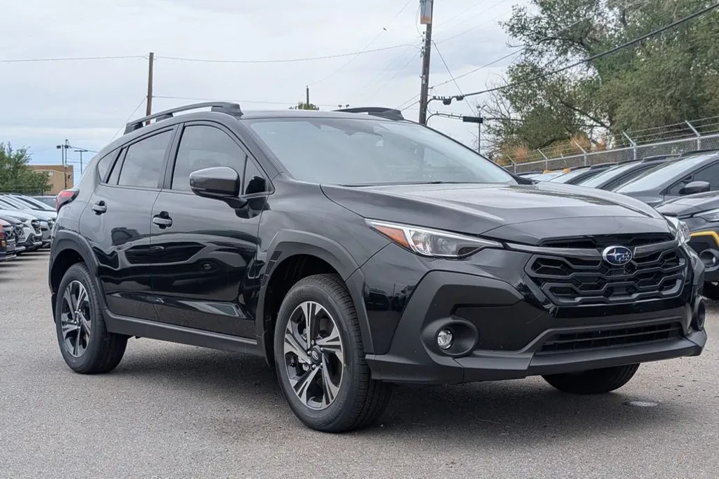 2025 Subaru Crosstrek Premium photo 1