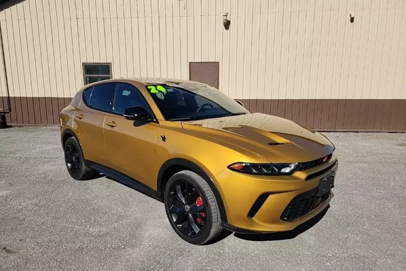 2024 Dodge Hornet R/T Plus photo 1