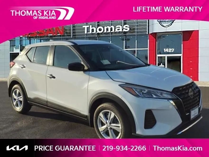 2025 Nissan Kicks Play S photo 1
