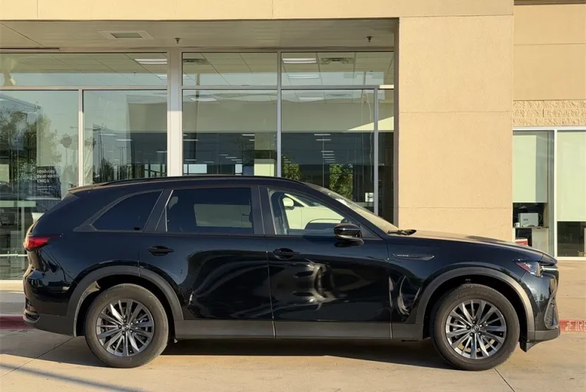 2025 Mazda CX-70 3.3 Turbo Preferred photo 1