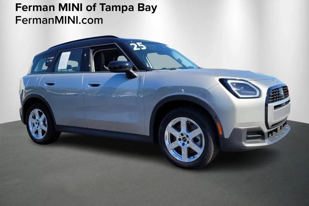 2025 Mini Countryman ALL4 S photo 1