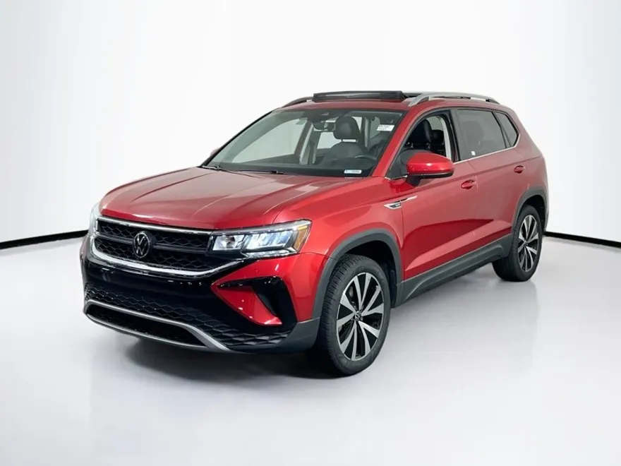 2022 Volkswagen Taos SE photo 1