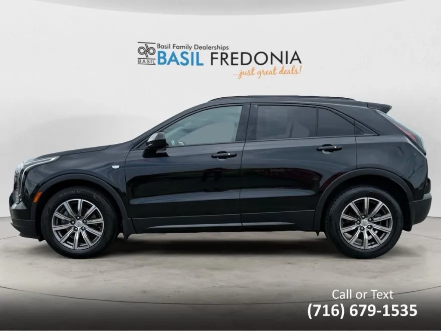 2019 Cadillac XT4 Sport photo 1