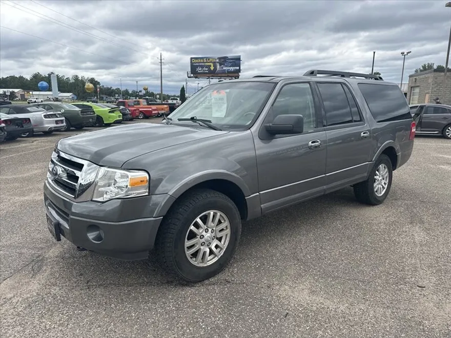 2012 Ford Expedition XLT EL photo 1