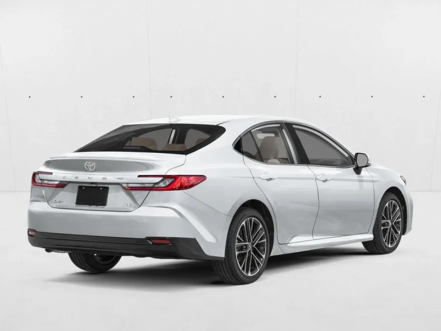 2026 Toyota Camry XLE photo 1