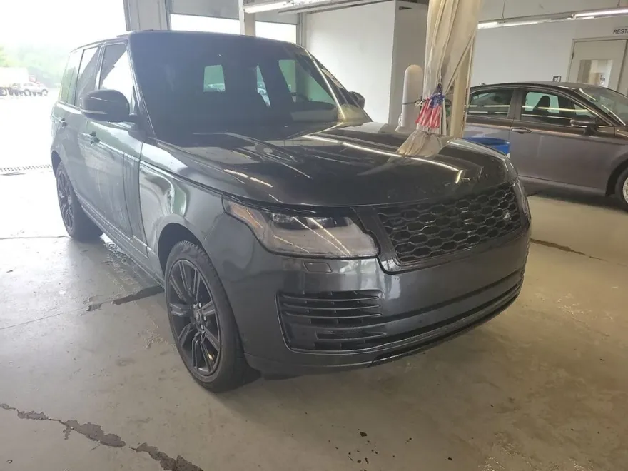 2022 Land Rover Range Rover P525 HSE HSE Westminster Edition photo 1