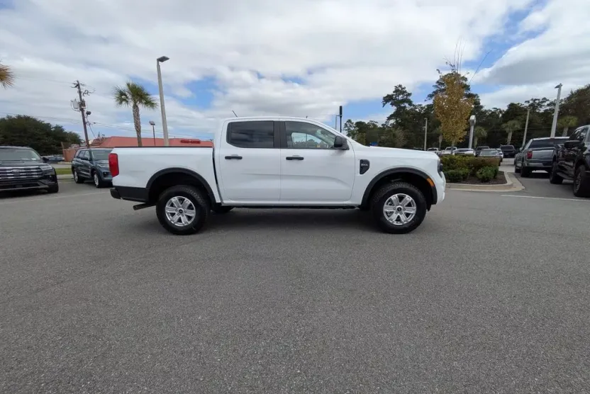 2025 Ford Ranger XL photo 1
