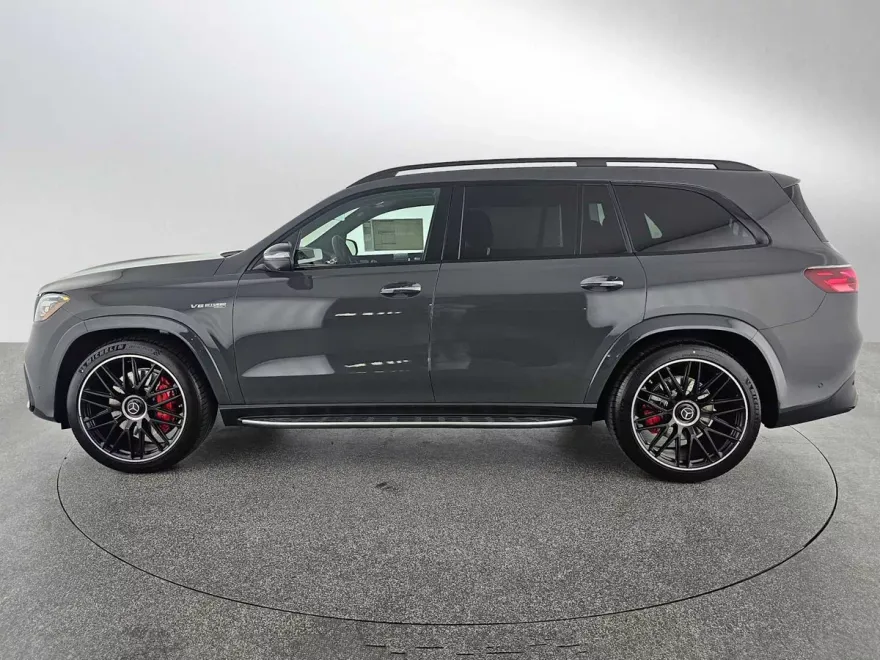 2025 Mercedes Benz GLS AMG 63 photo 1