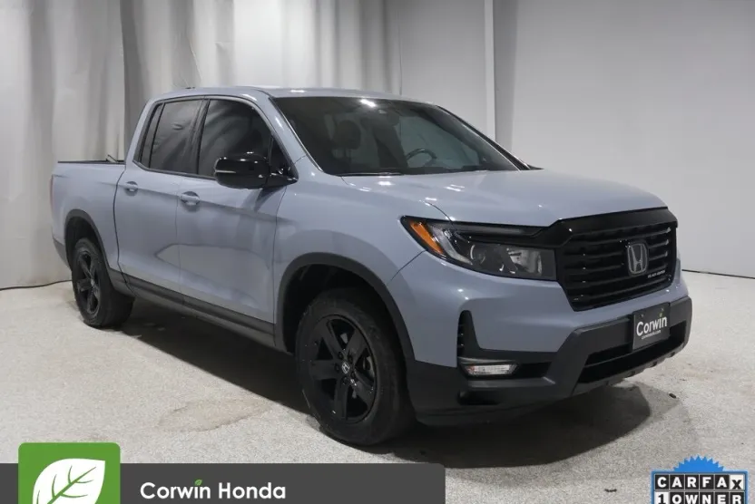 2022 Honda Ridgeline Black Edition photo 1