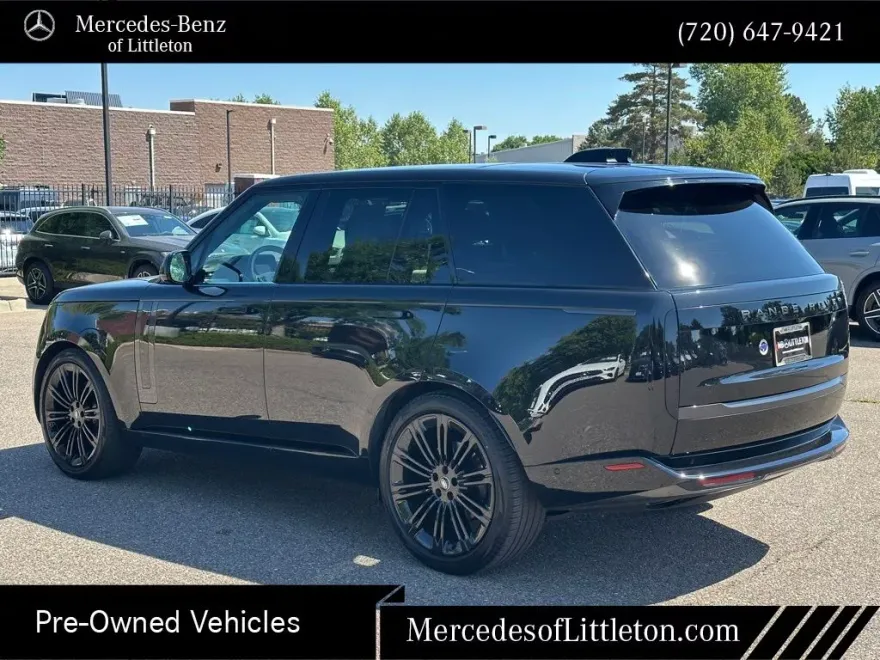 2024 Land Rover Range Rover SE photo 1