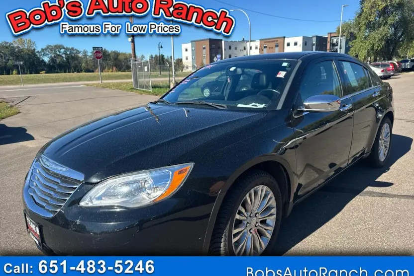 2012 Chrysler 200 Limited photo 1