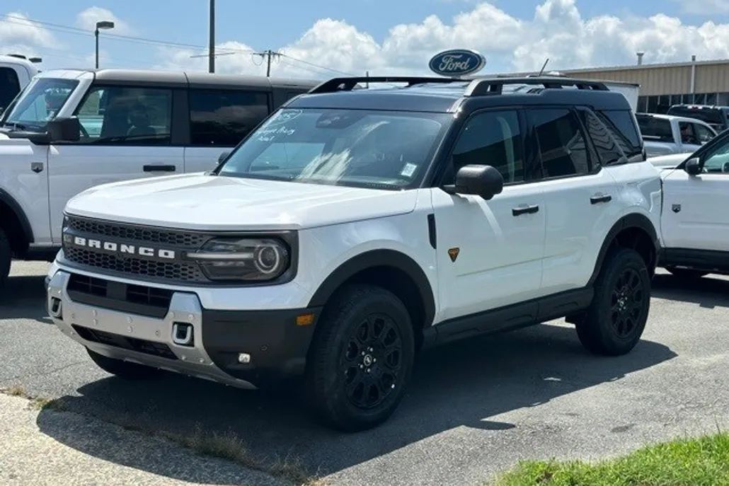 2025 Ford Bronco Sport Badlands photo 1