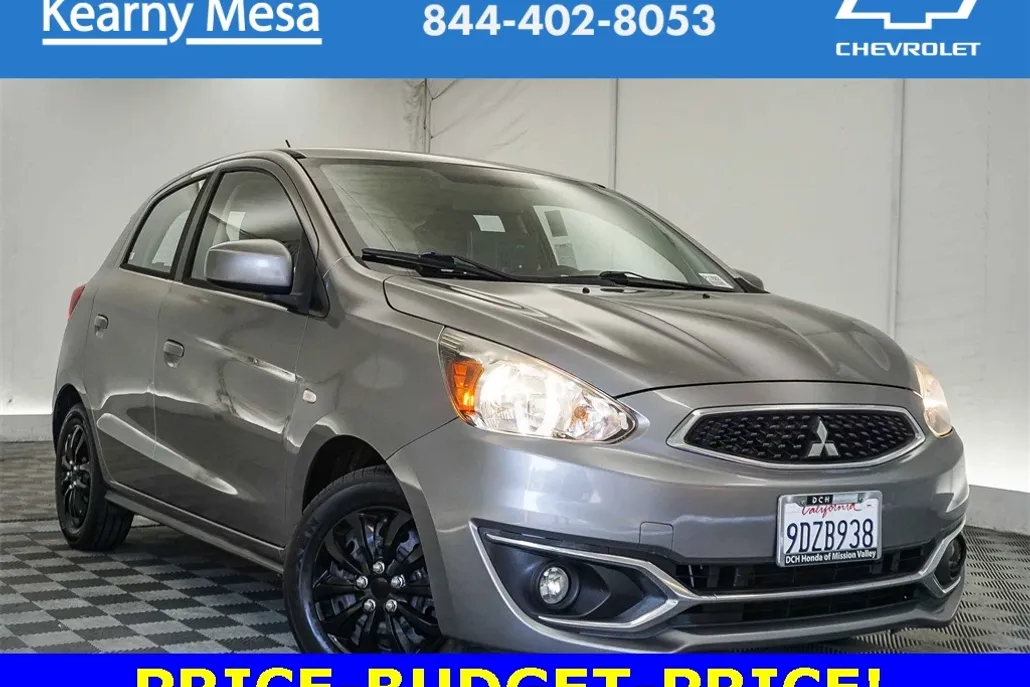 2017 Mitsubishi Mirage ES photo 1