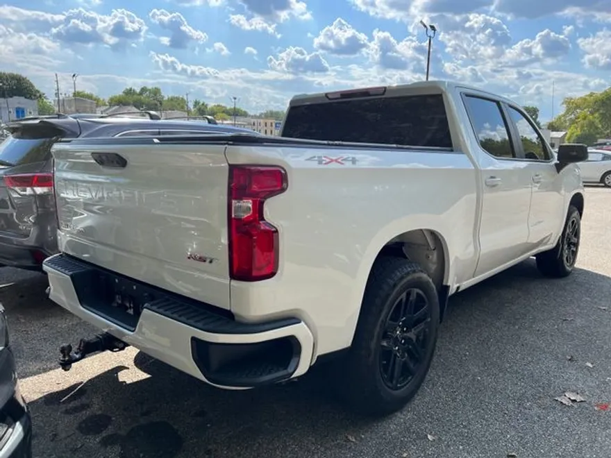 2023 Chevrolet Silverado 1500 RST photo 1