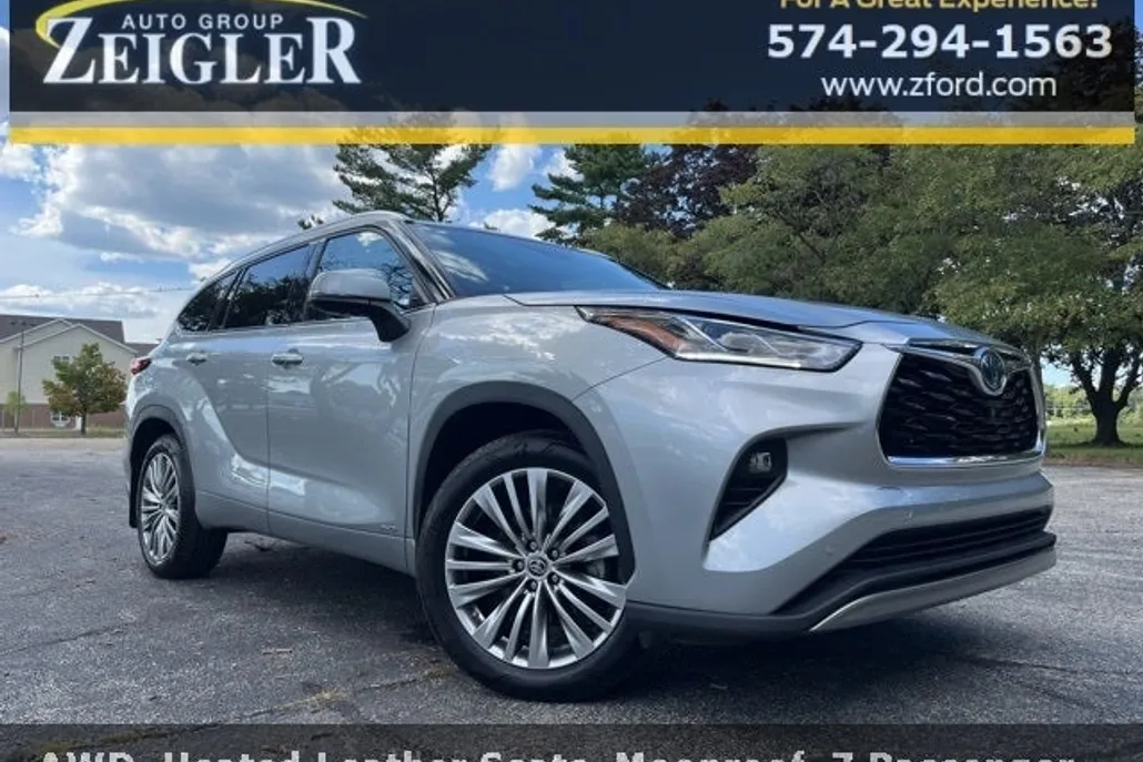 2023 Toyota Highlander Hybrid Platinum photo 1