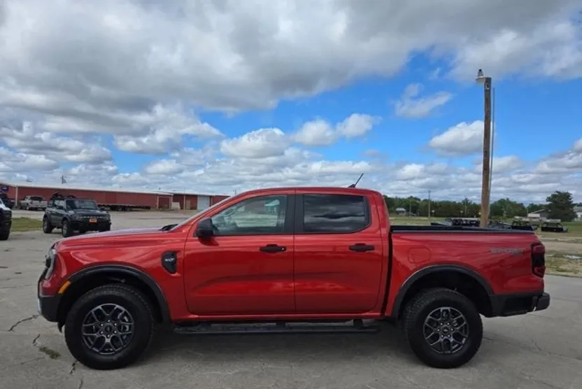 2024 Ford Ranger XLT photo 1