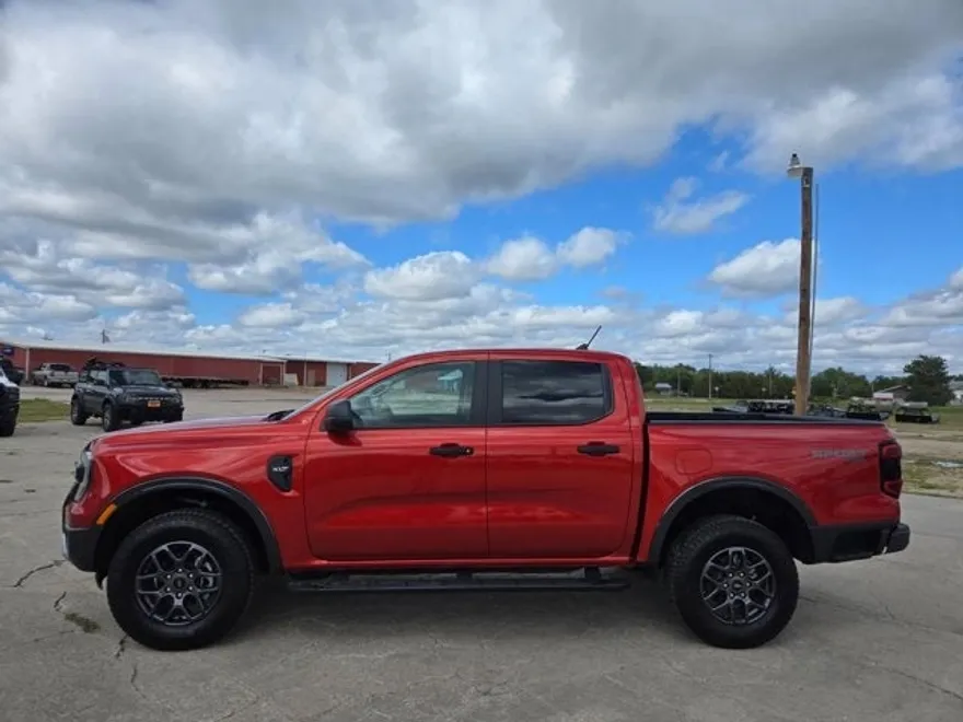 2024 Ford Ranger XLT photo 1