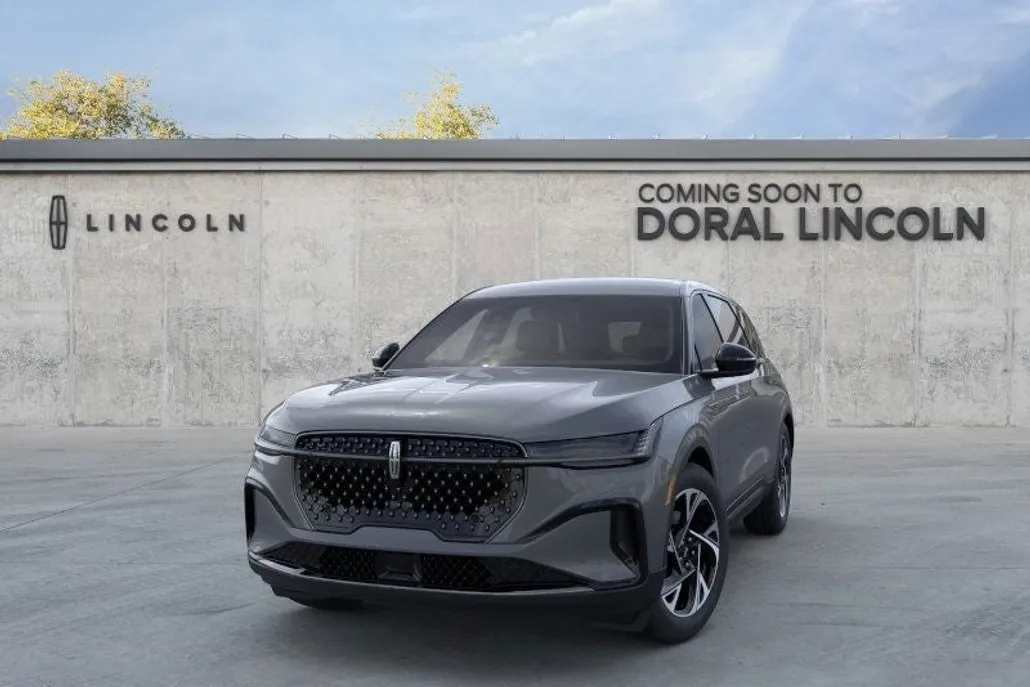 2025 Lincoln Nautilus Premiere photo 1